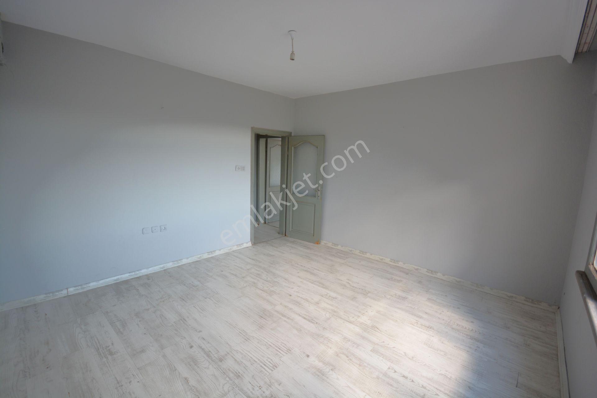 Kiralık 1+1 Bekara Uygun Merkezi Konumda Daire - Görsel 9