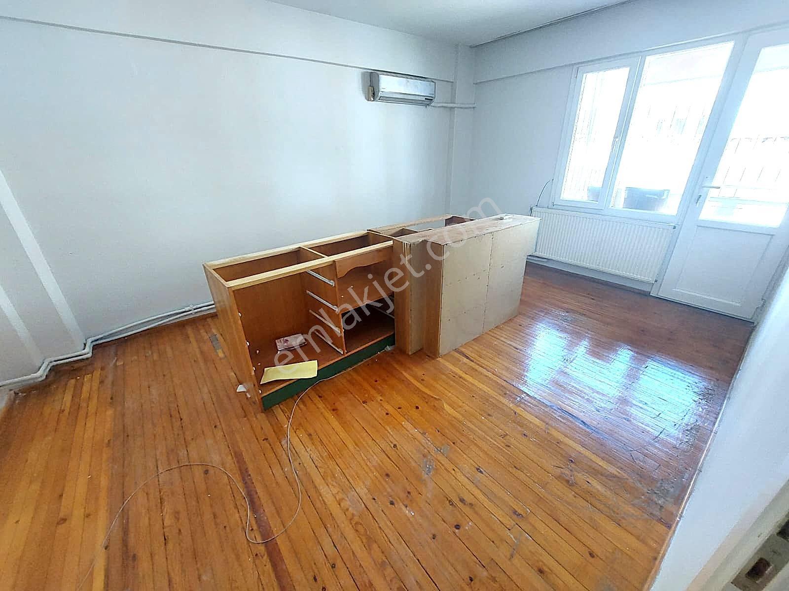 Kuşadası Adliye Karşısı Ticari/mesken 3+1 Kiralık Daire - Görsel 14