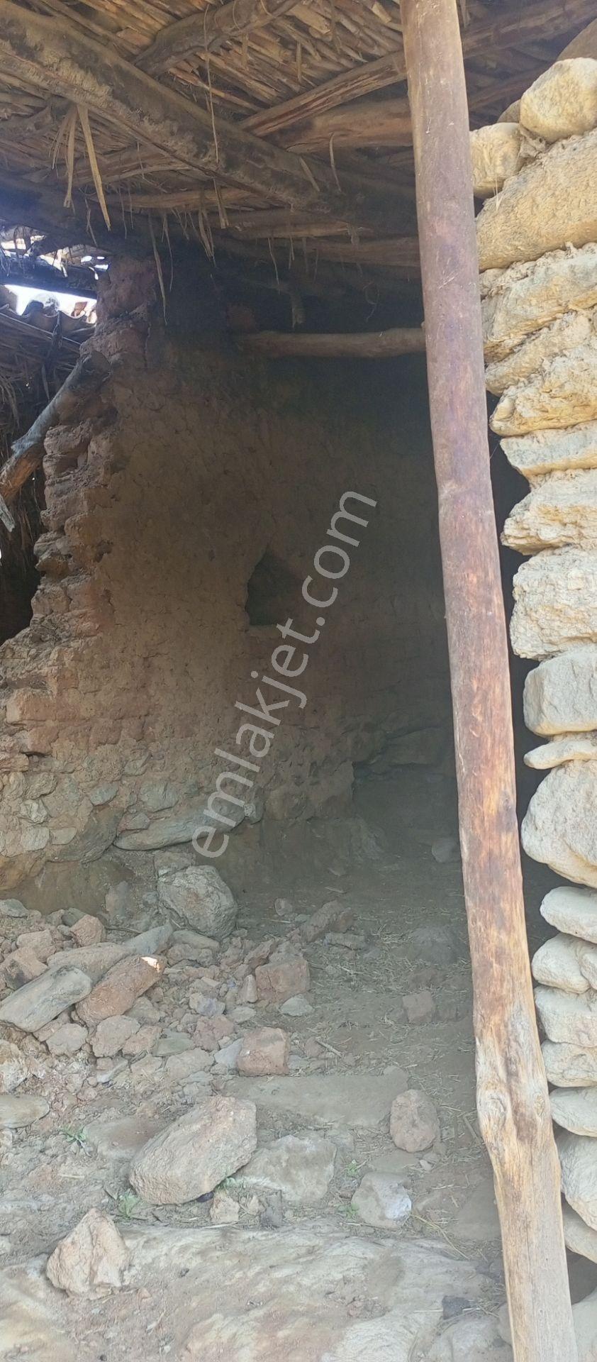 Yatırım İçin Uygun Ödemiş Uzundere Köyiçi Tek Tapu, Müstaklparsel 490m2 Arsamız Sizleri Bekliyor - Görsel 12