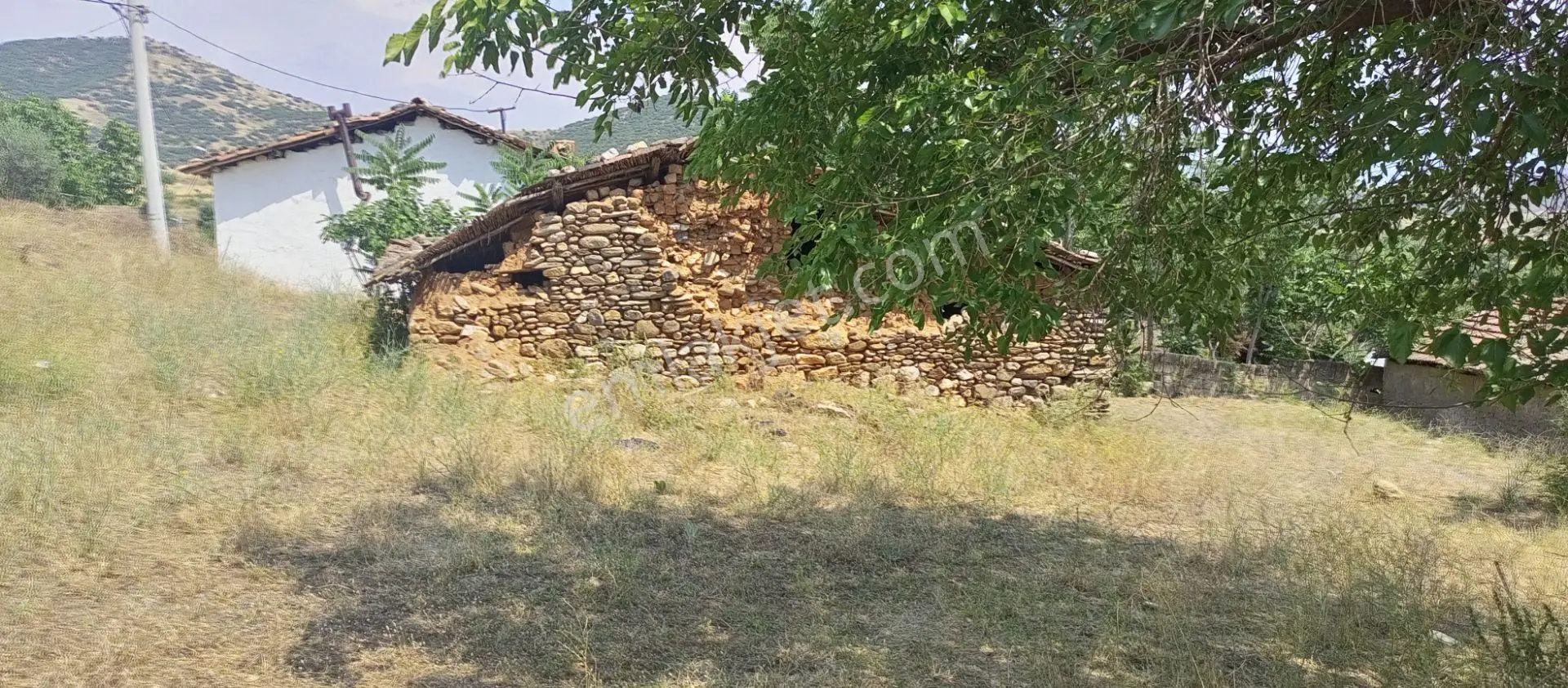 Yatırım İçin Uygun Ödemiş Uzundere Köyiçi Tek Tapu, Müstaklparsel 490m2 Arsamız Sizleri Bekliyor - Görsel 5