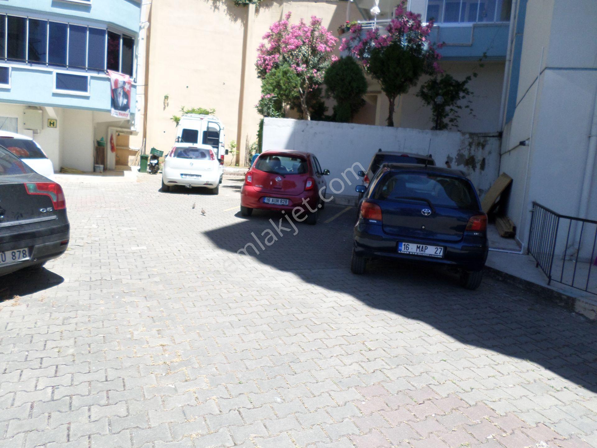 Mudanya Burgaz Mah'de Acil Satılık 3+1 Çok Temiz 1.kat Daire Merkezde Yokuşu Var Fırsat Fiyat - Görsel 30