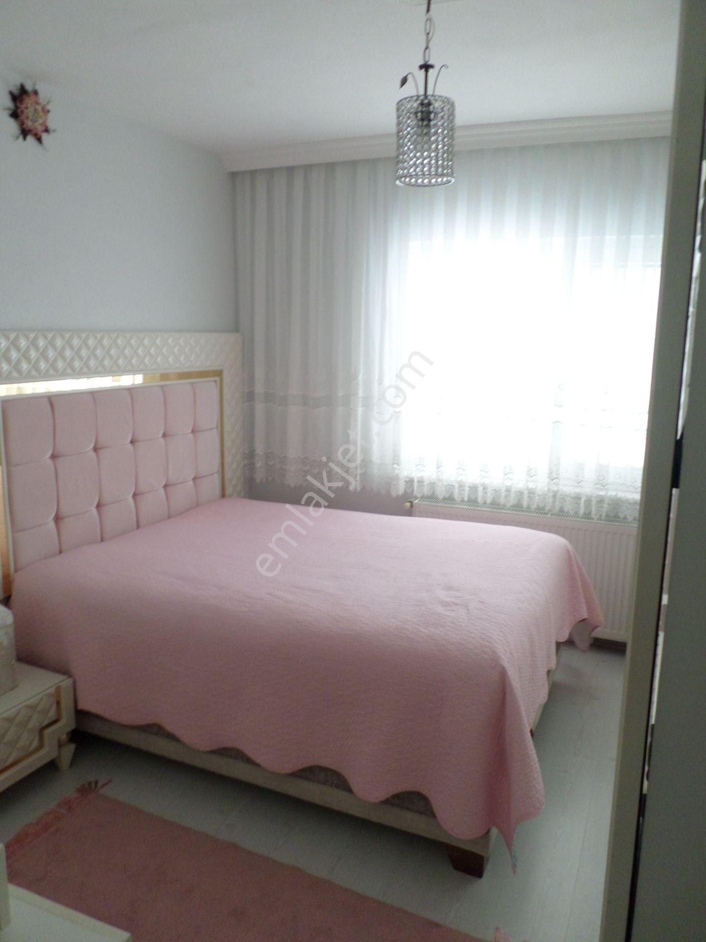 Mudanya Burgaz Mah'de Acil Satılık 3+1 Çok Temiz 1.kat Daire Merkezde Yokuşu Var Fırsat Fiyat - Görsel 12