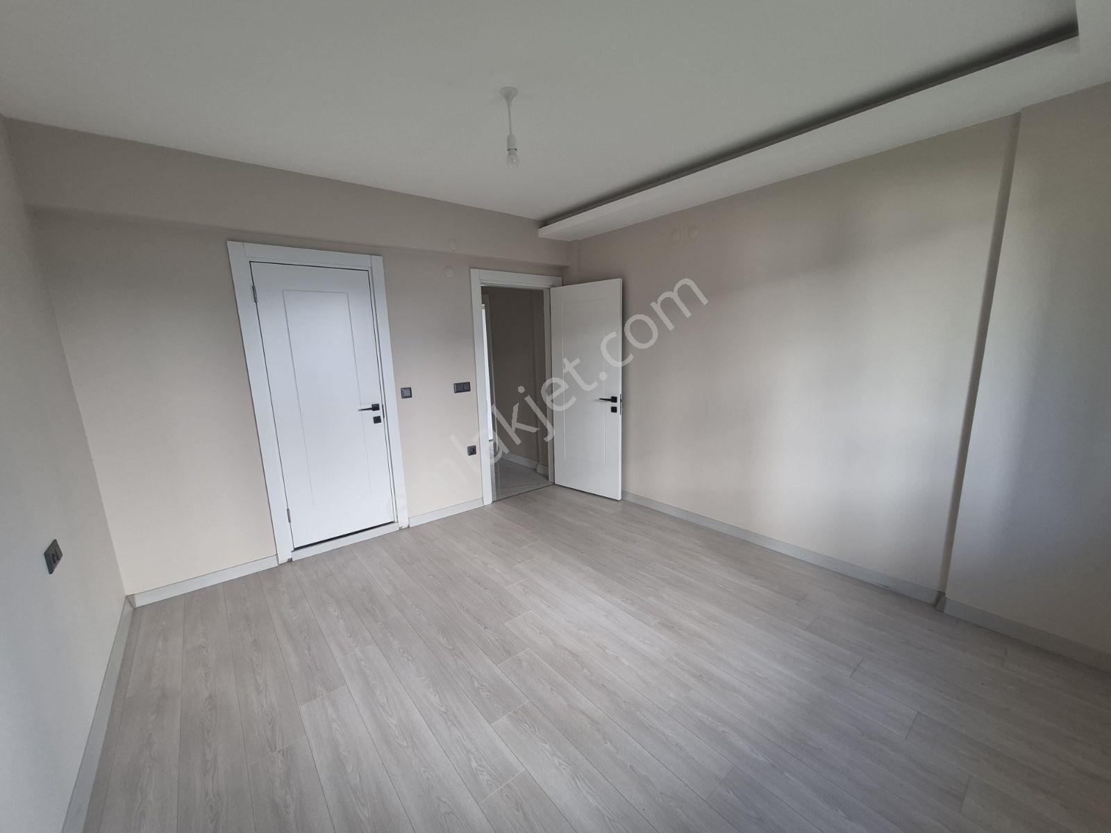 Kartepe'de Site İçerisinde Özel Bahçeli 2+1 Satılık Daire - Görsel 27
