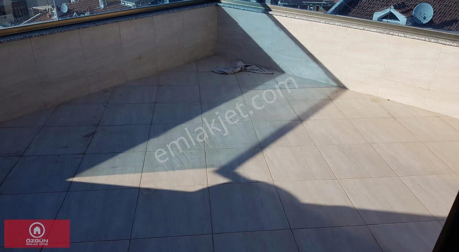 Özgün Emlaktan Deniz Manzaralı 3+2 - 190 M2 - Yeni Dublex Daire. - Görsel 9