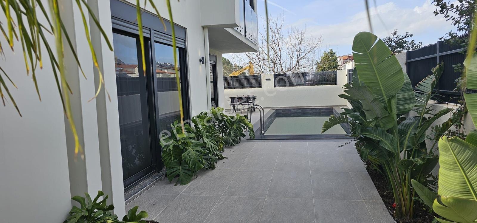 Fethiye'de Akıllı Ev Sistemli Satılık Lüks Villa - Görsel 12