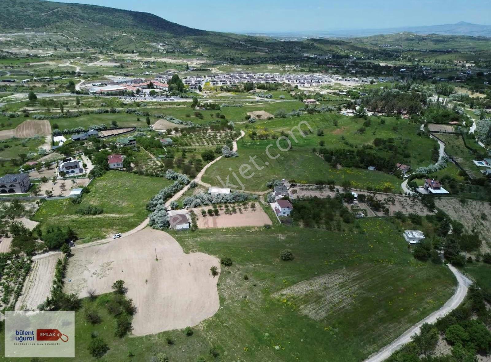 Uçhisar Çaykepez'de Bağ Evleri Arasında 2.960m² Yatırımlık Arazi - Görsel 6
