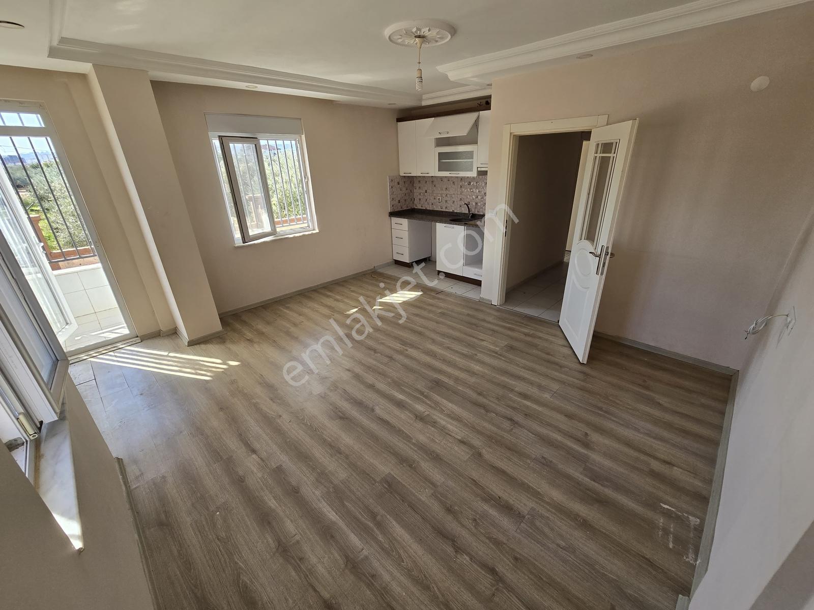 Varsak Demirel Mahallesinde 2+1 Açık Mutfak Kiralık Daire
