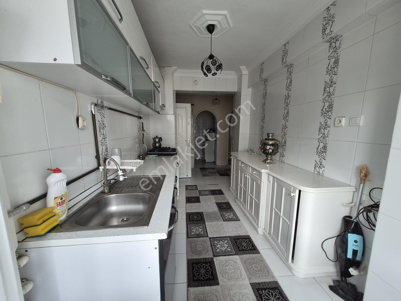 Remax Advantage Den İhsaniye De Eşyalı 3+1 Kiralık Daire - Görsel 16