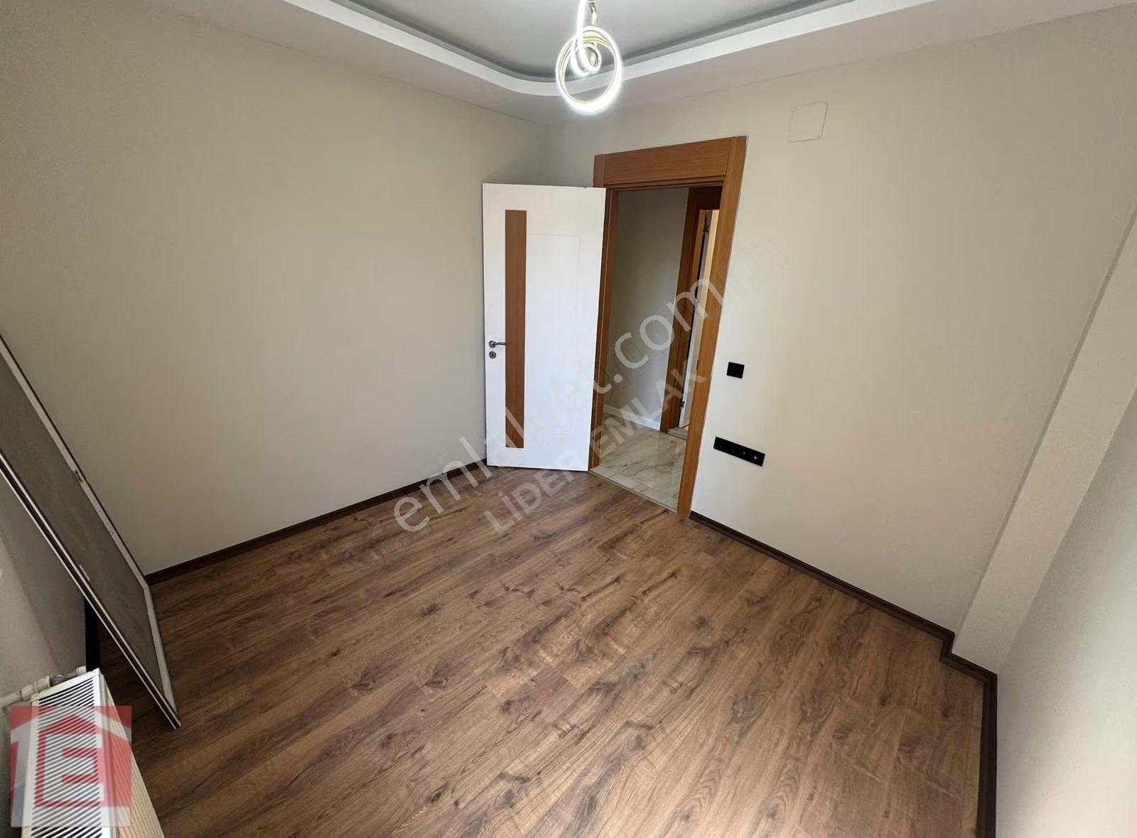 Lider'den Gürselpaşada Site İçinde Çok Cazip 2+1 Çift Banyo - Görsel 24