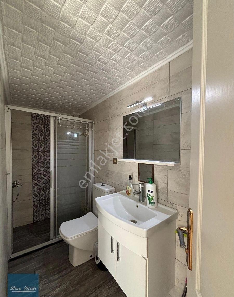Kuşadası Marina Bölgesinde Özel Bahçeli Kiralık Eşyasız 3+1daire - Görsel 8