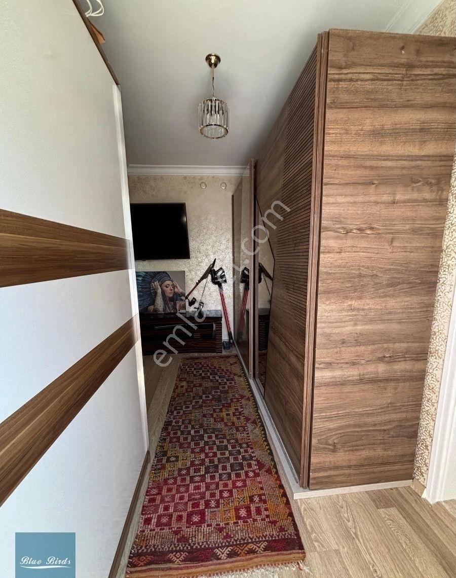 Kuşadası Marina Bölgesinde Özel Bahçeli Kiralık Eşyasız 3+1daire - Görsel 23