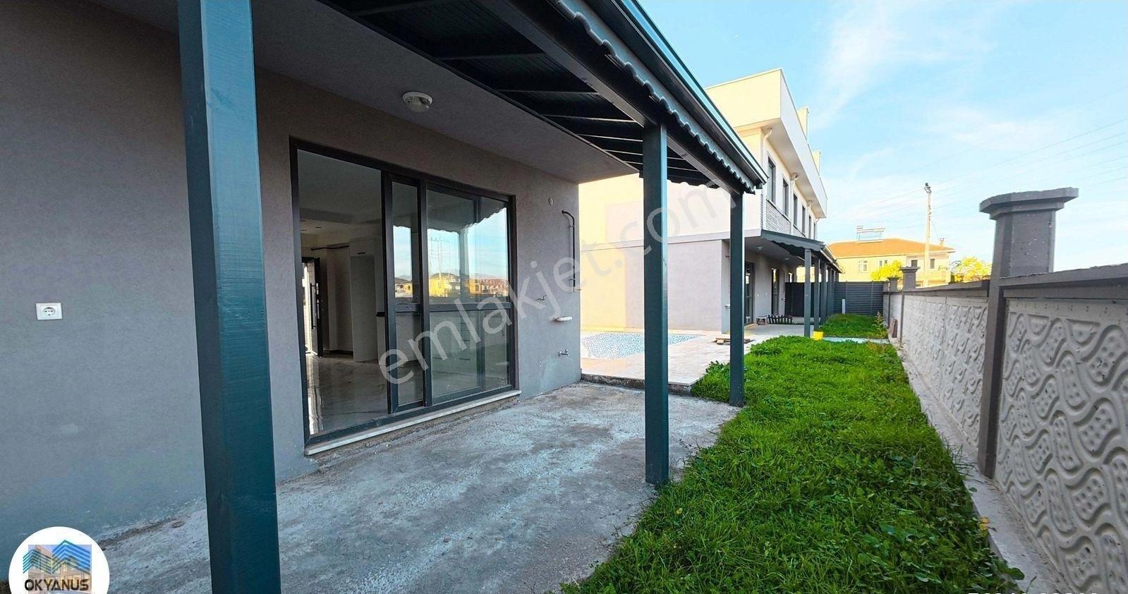 Acil Satılık! Karasu’da Teraslı, Havuzlu, Bahçeli Lüks Villa Fırsatı - Görsel 16