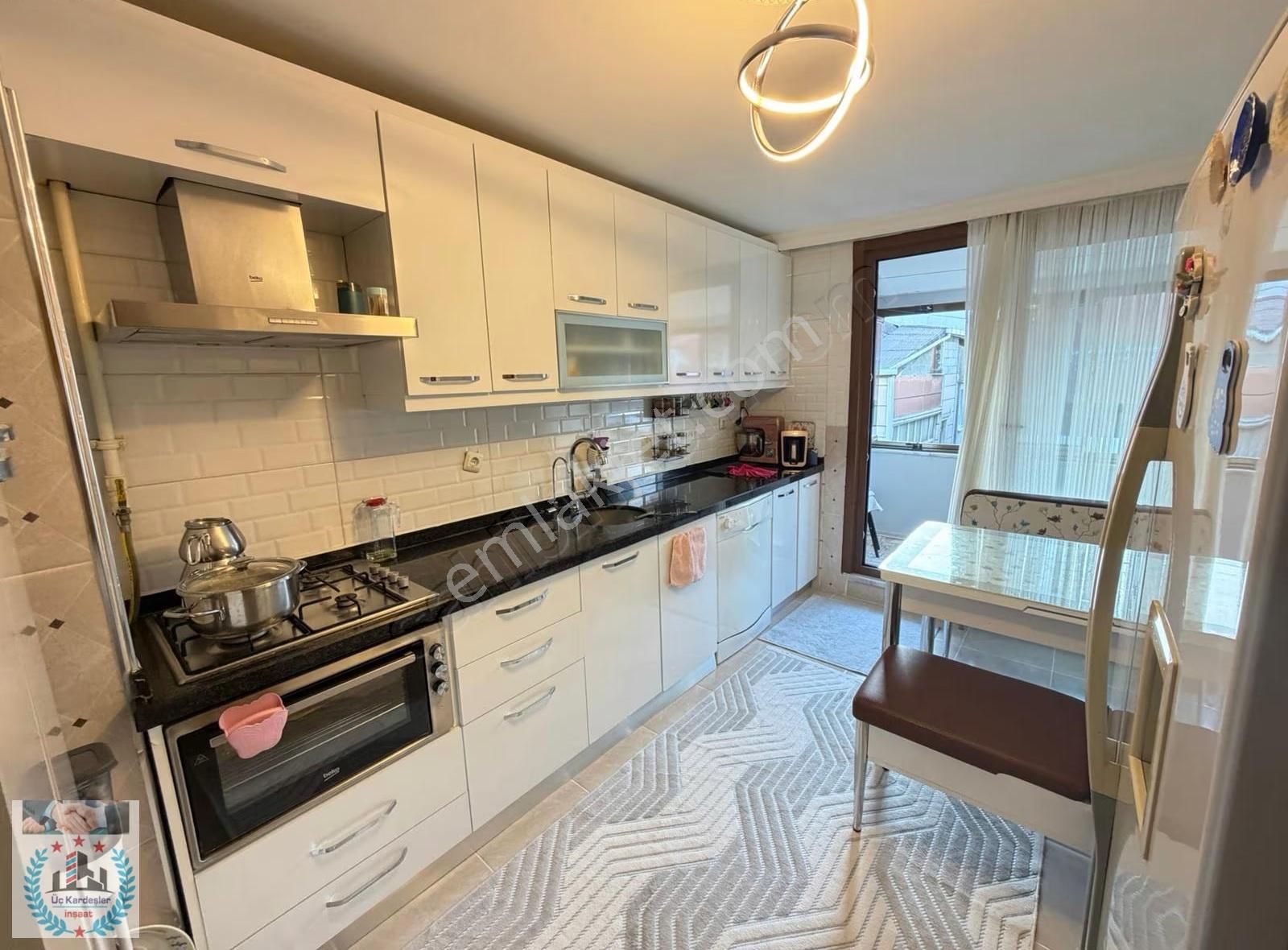 Üç Kardeşler 3+2 Asansörlü 195m² Bağımsız 2-daire Şekilde Dublex