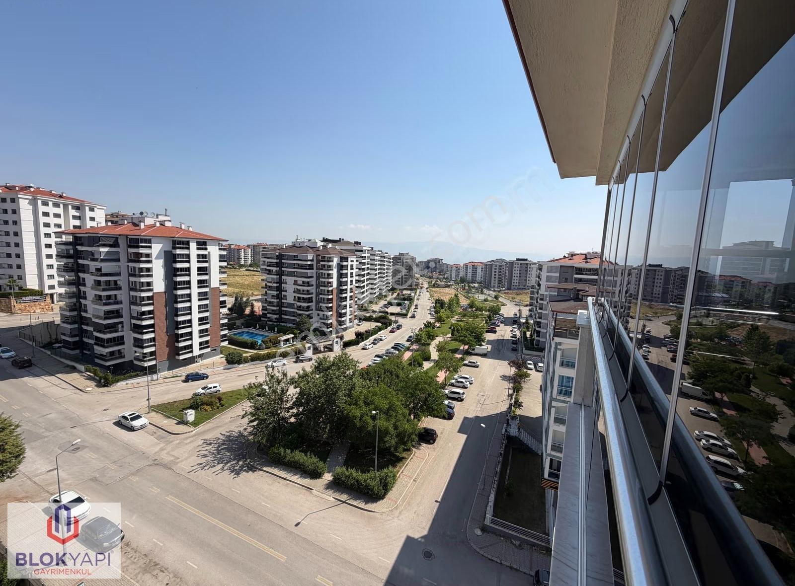 Blokyapı'dan Şemikler'de Site İçi Manzaralı 4+1 195m2 Satılık