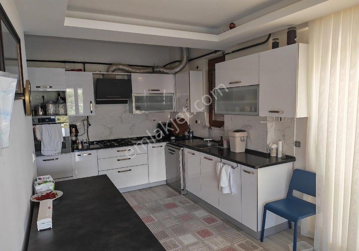 Binbirevler Mahallesinde Super Lüx 3+1 Satılık Daire - Görsel 14