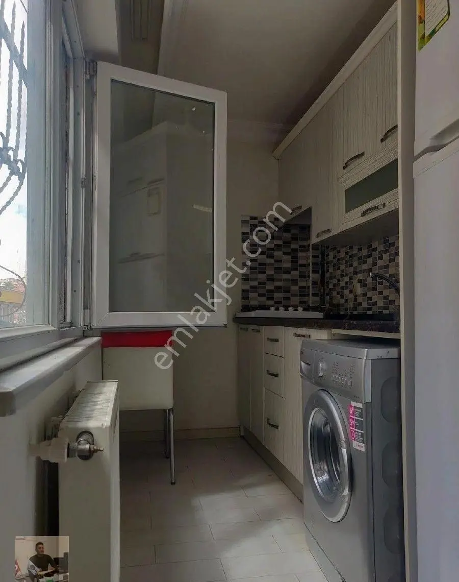 Ege Emlaktan İstanbul Eyüpsultan Emniyettepe Mh Kiralık 1+1 Daıre - Görsel 3