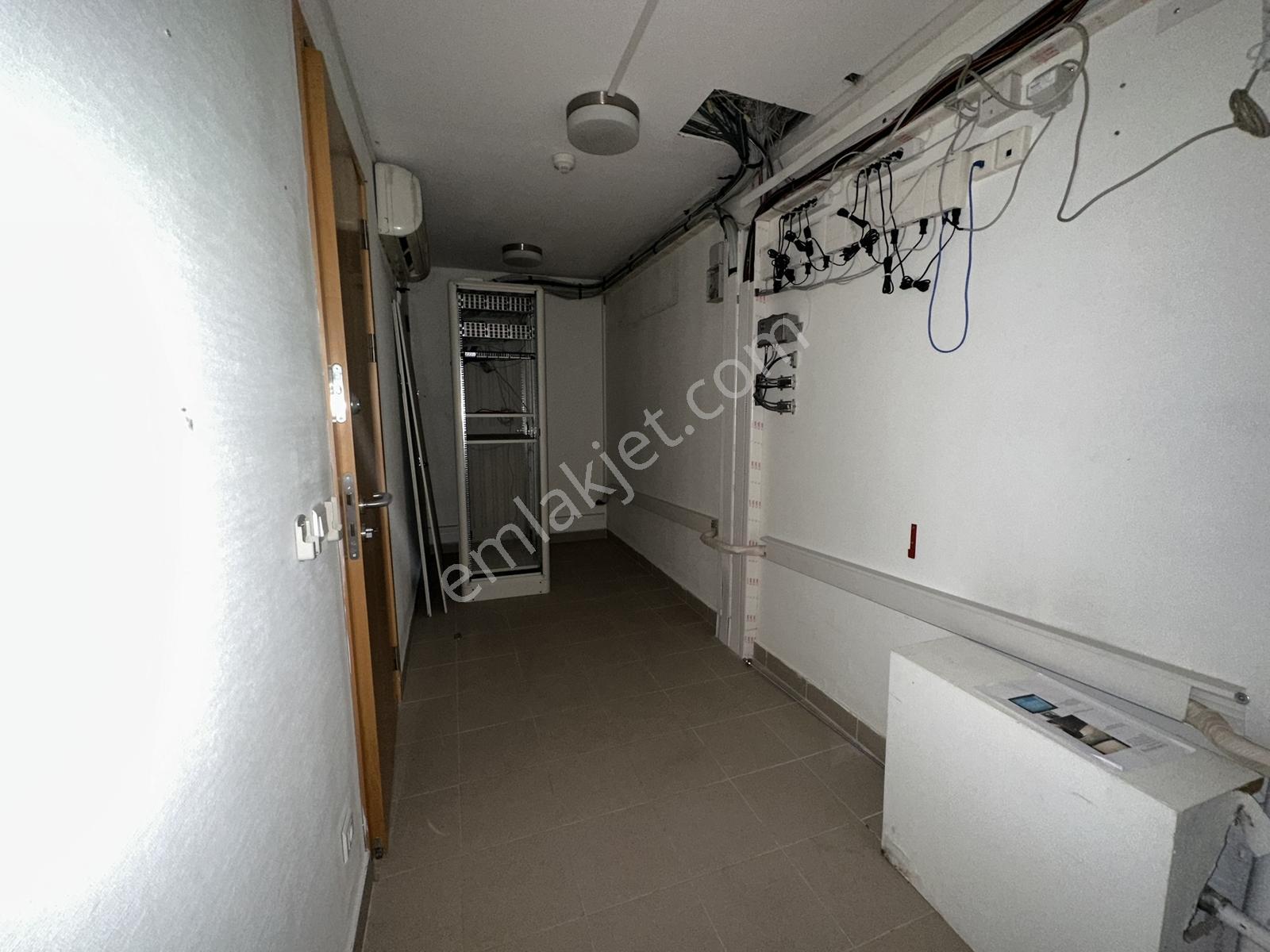 Çankaya Cinnah Yakını Kiralık 763m2 Geniş Otoparklı Dubleks Ofis - Görsel 32
