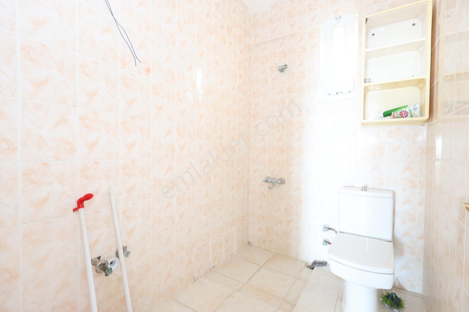 S-a-k-a-l-l-ı-d-a-n Akyarlar Merkezde Manzaralı Kiralık Daire - Görsel 6
