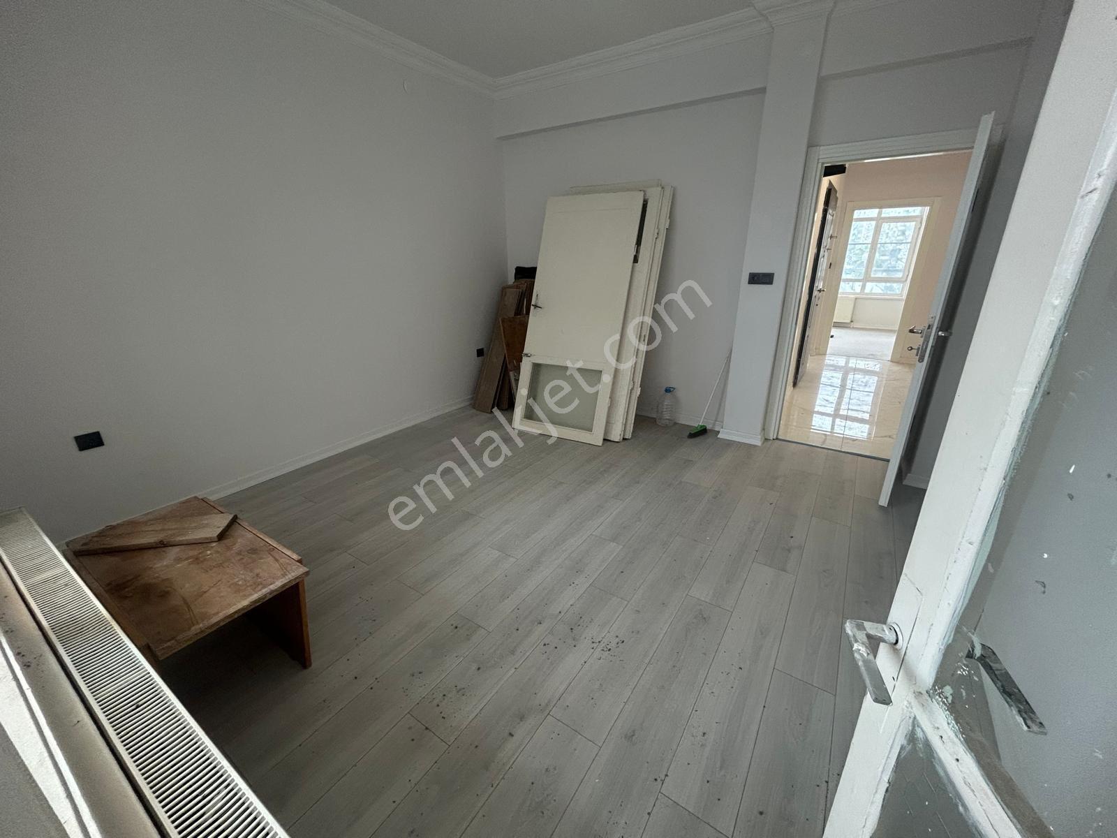 Merkezi Konumda Kiralık 2+1 Daire - Görsel 17