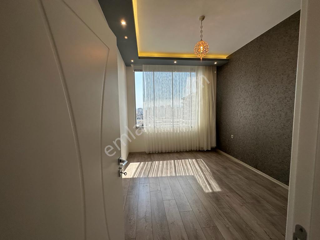 Erdemli Alata'da Kiralık 4+1 Lüks Site Dairesi - Görsel 18