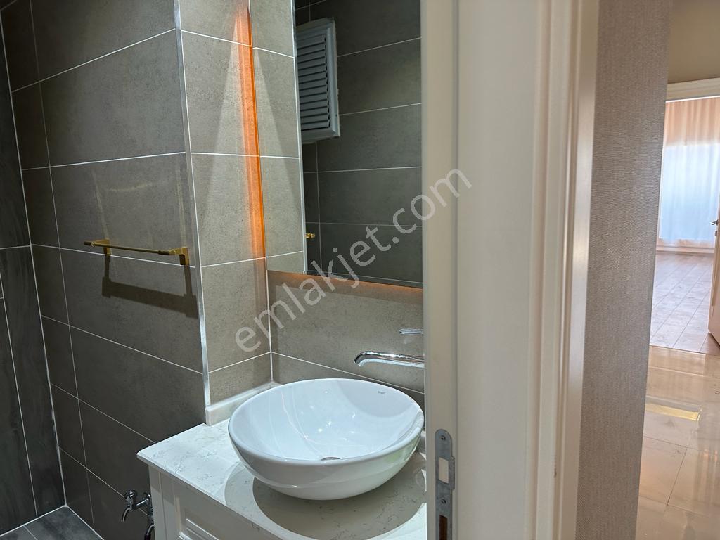 Erdemli Alata'da Kiralık 4+1 Lüks Site Dairesi - Görsel 9