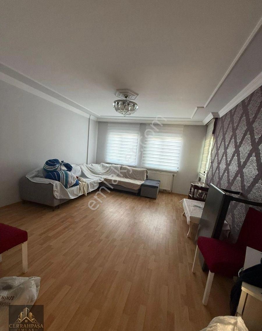 Cerrahpaşa Emlaktan Büyükçekmece Çakmaklı Site İçerisinde Satılık 2+1 Daire