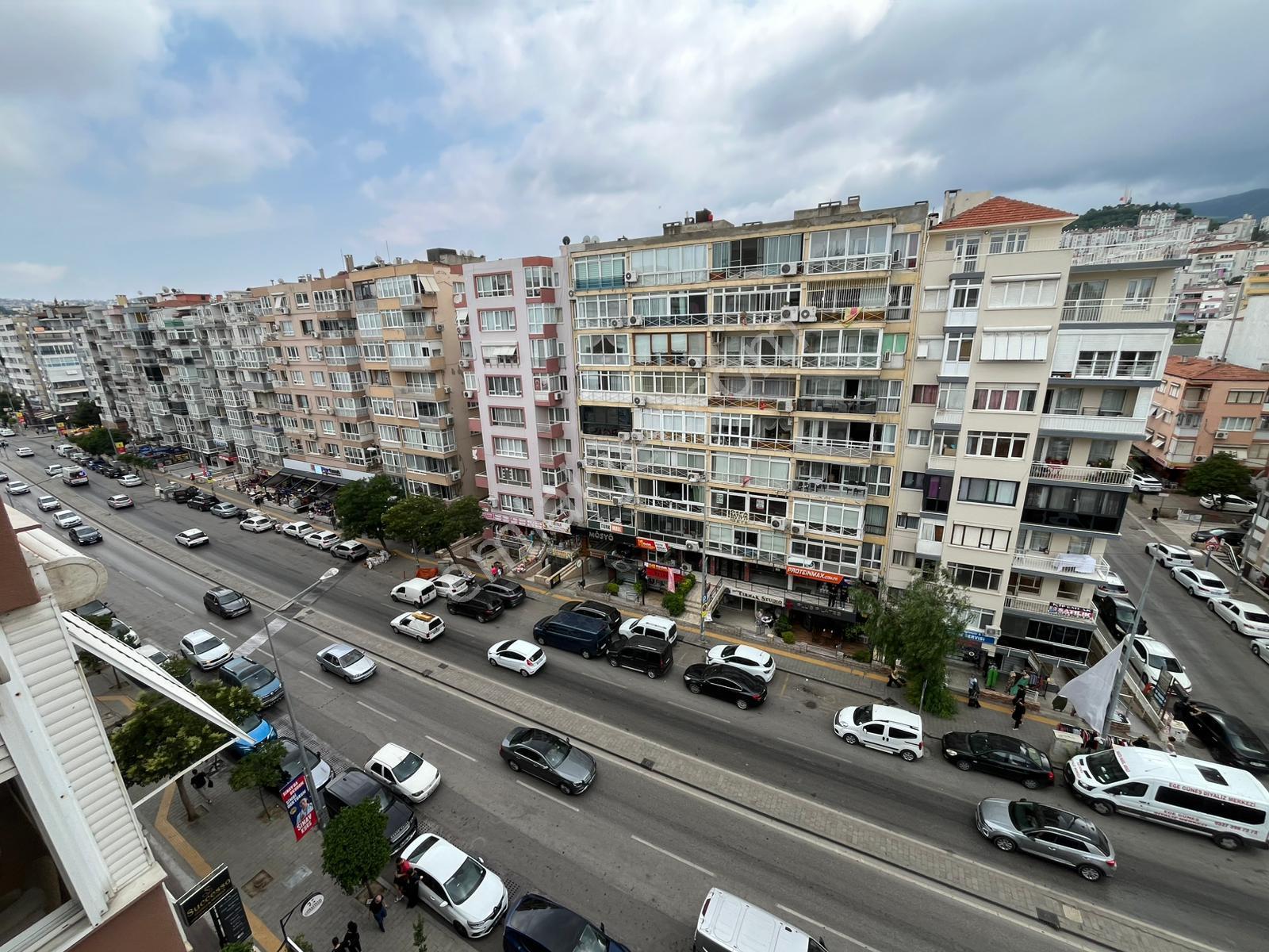 Asil'den Üçkuyularda Cadde Üzeri 3+1 Arakat Asansörlü Daire - Görsel 7