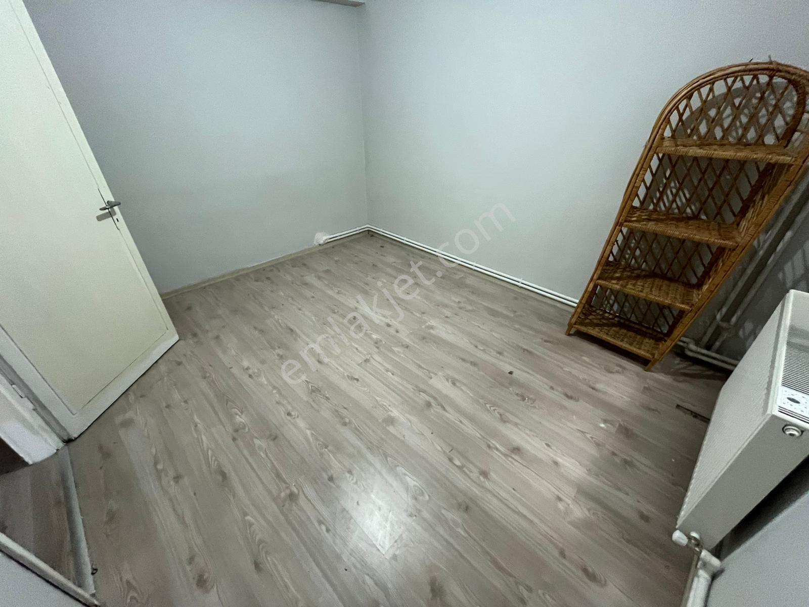 Asil'den Üçkuyularda Cadde Üzeri 3+1 Arakat Asansörlü Daire - Görsel 20