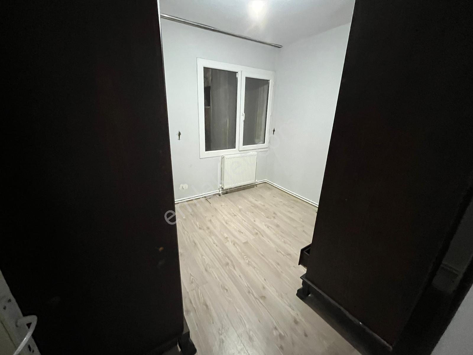 Asil'den Üçkuyularda Cadde Üzeri 3+1 Arakat Asansörlü Daire - Görsel 17