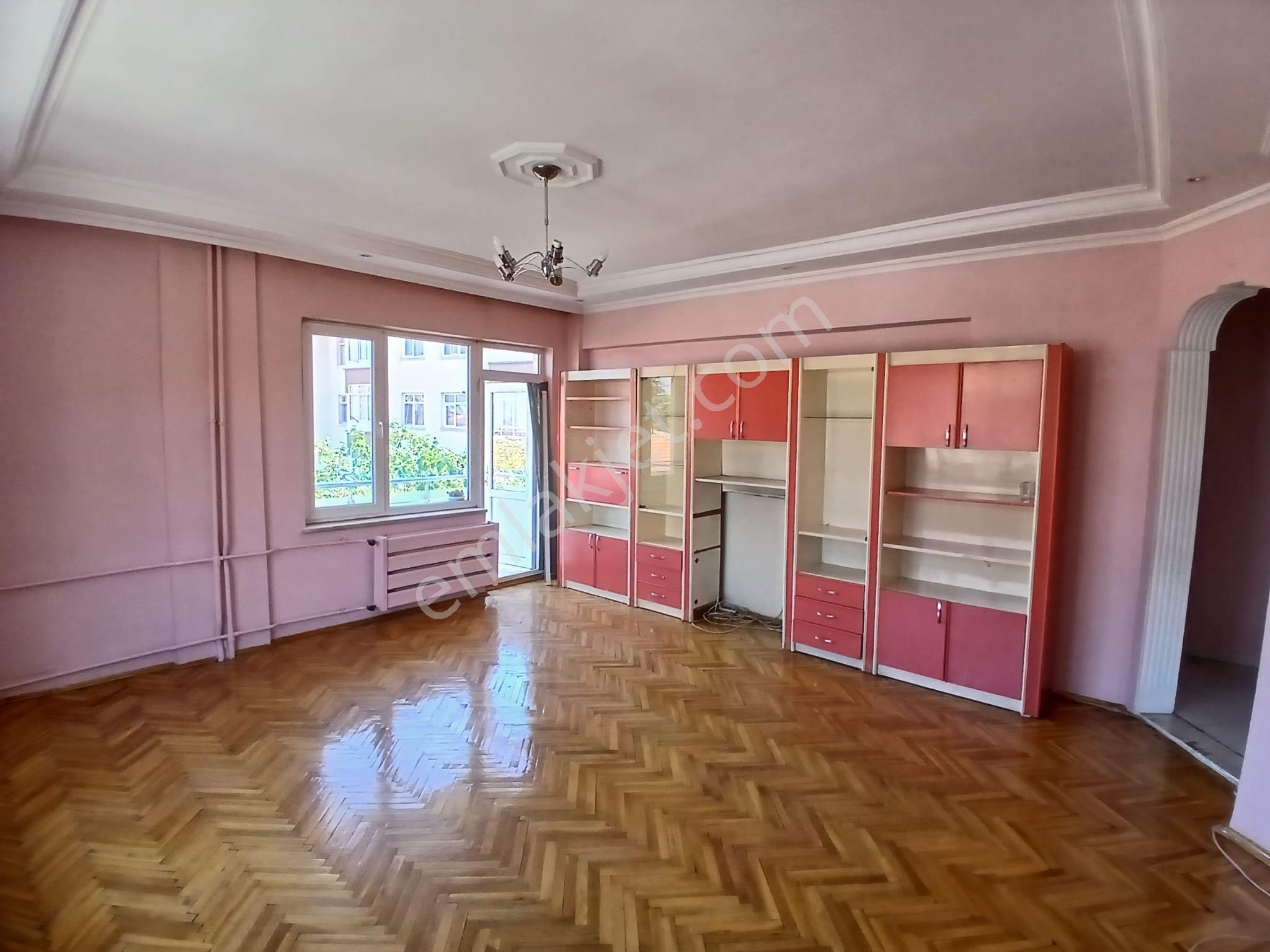 Nasreddin Emlaktan Atatürk Ortaokulu Karşısı Kiralık Daire - Görsel 24