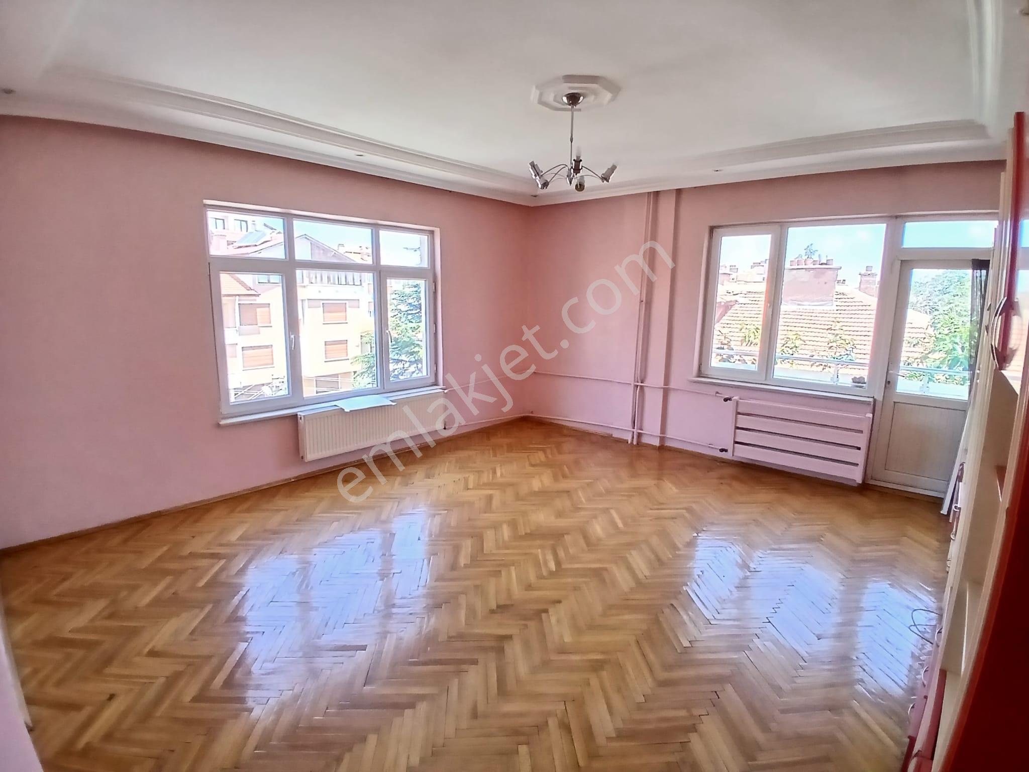 Nasreddin Emlaktan Atatürk Ortaokulu Karşısı Kiralık Daire - Görsel 18