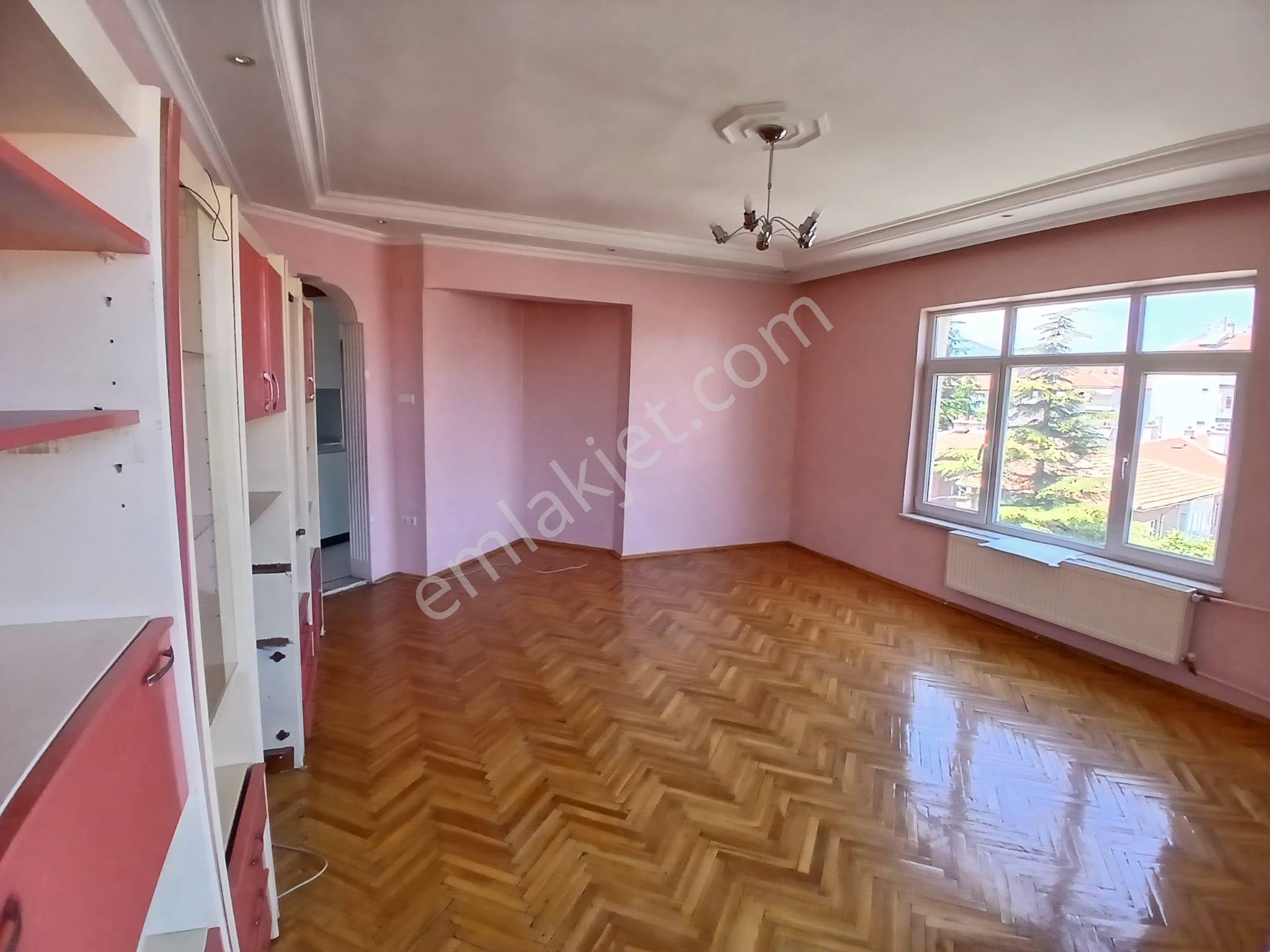 Nasreddin Emlaktan Atatürk Ortaokulu Karşısı Kiralık Daire - Görsel 22