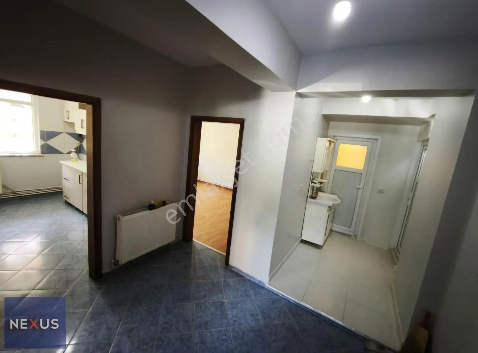 Sultanbeyli'de Antalya Cad.yakın Kiralık 2+1 Geniş Boyalı Daire - Görsel 3
