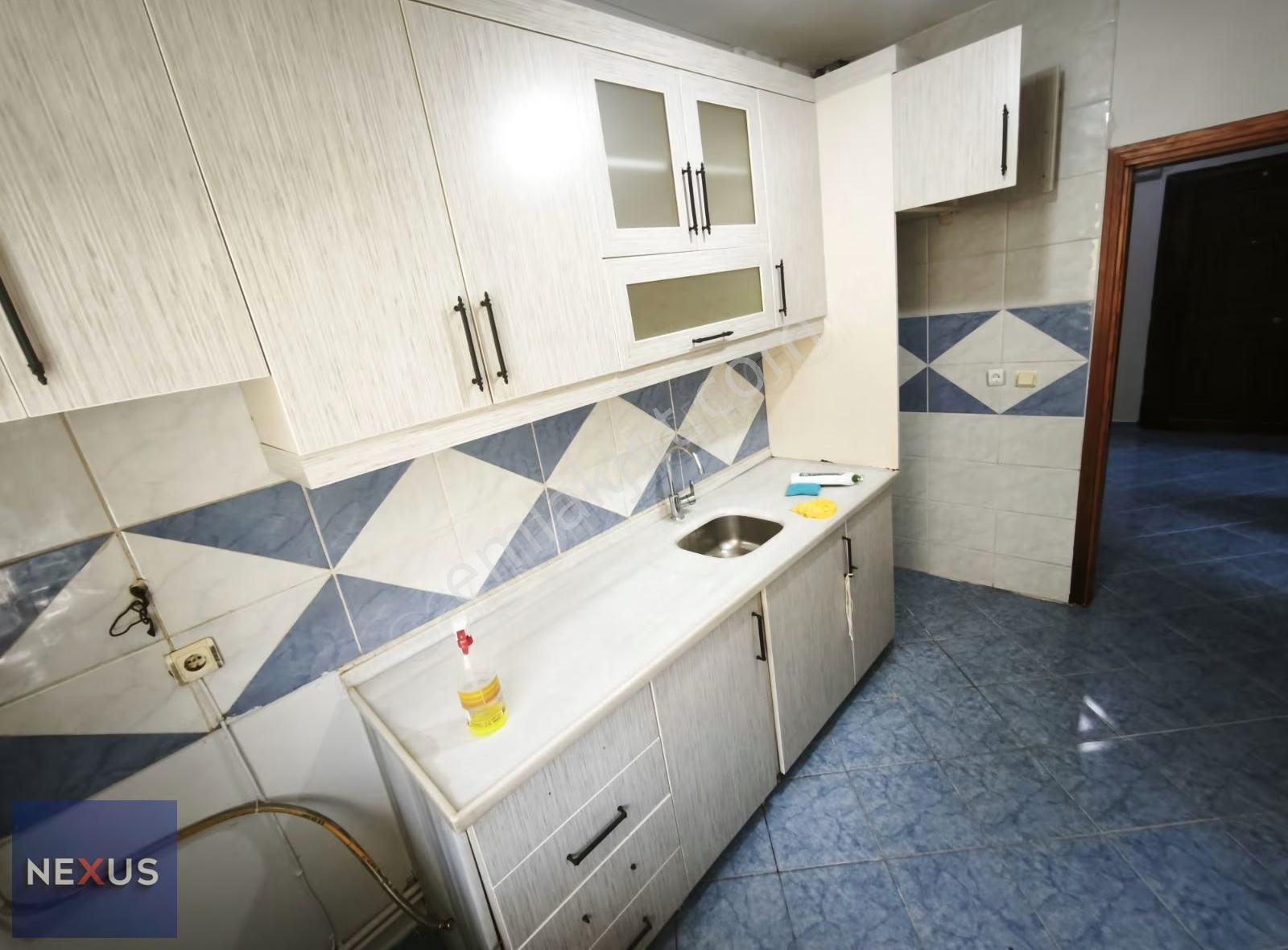 Sultanbeyli'de Antalya Cad.yakın Kiralık 2+1 Geniş Boyalı Daire - Görsel 8