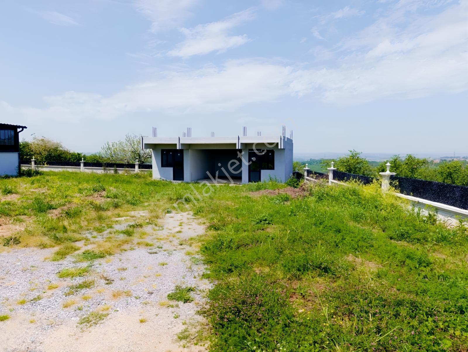Ceylanderede 1321 M2 Asfalt Kenarı %40 İmarlı Evli Arsa