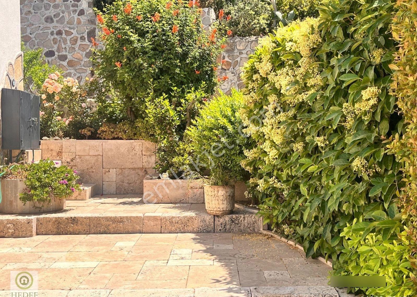 Bodrum Gerişte Sezonluk Havuzlu Site İçinde, Manzaralı, Bahçeli, Plaja Yakın , Dubleks Villa - Görsel 15