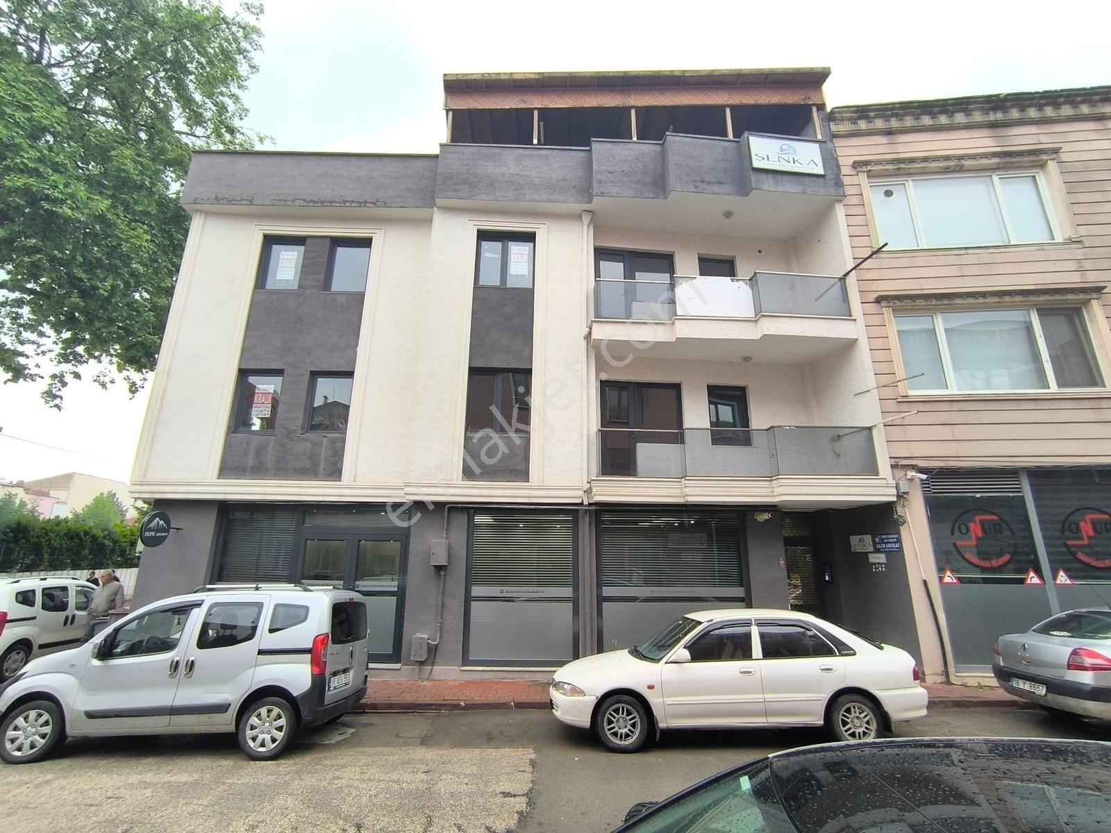 Kariyer'den Belediye Yakını Köşe Bina Arakat 115 M² Kiralık Ofis - Görsel 10