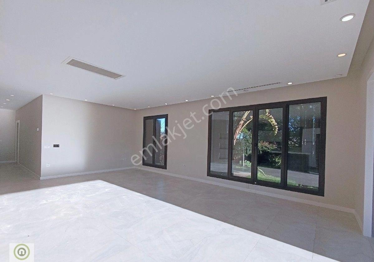 Bodrum Yahşi'de Sitede Satılık Denize Yakın 5+3 Geniş Bahçeli Dubleks Villa Esnek Kullanım Alanı - Görsel 45
