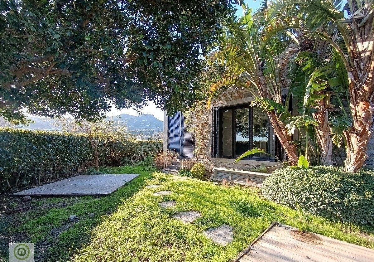Bodrum Yahşi'de Sitede Satılık Denize Yakın 5+3 Geniş Bahçeli Dubleks Villa Esnek Kullanım Alanı - Görsel 37
