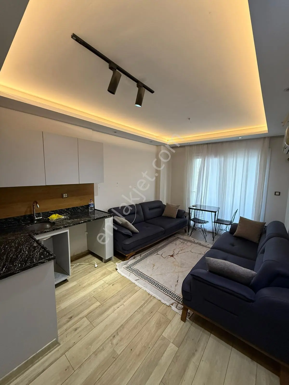 Gültepe Mahallesinde 1+1 Eşyalı Kiralık Daire - Görsel 4
