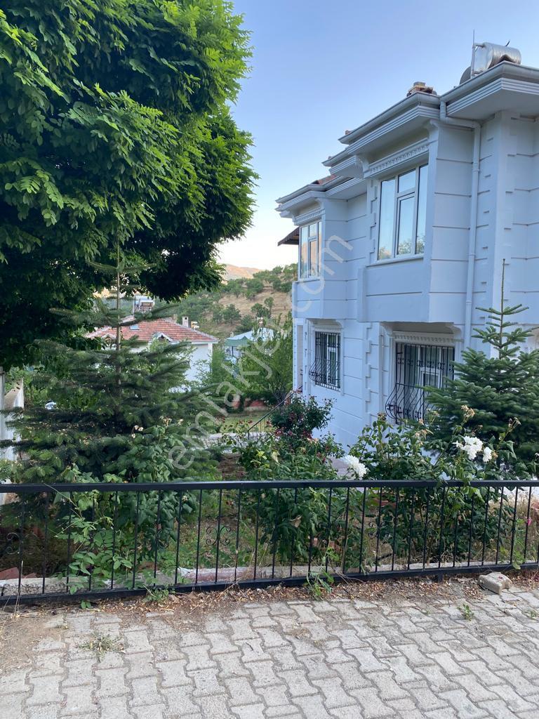 *nova* Sivrice'de Göl Manzaralı Satılık 4+1 Yazlık Villa - Görsel 2