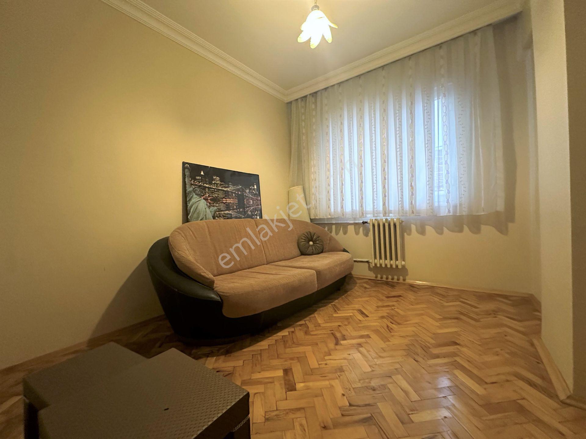 İstanbul House'dan Bahçelievler'de Eşyalı Asansörlü 3+1 Ara Kat - Görsel 15