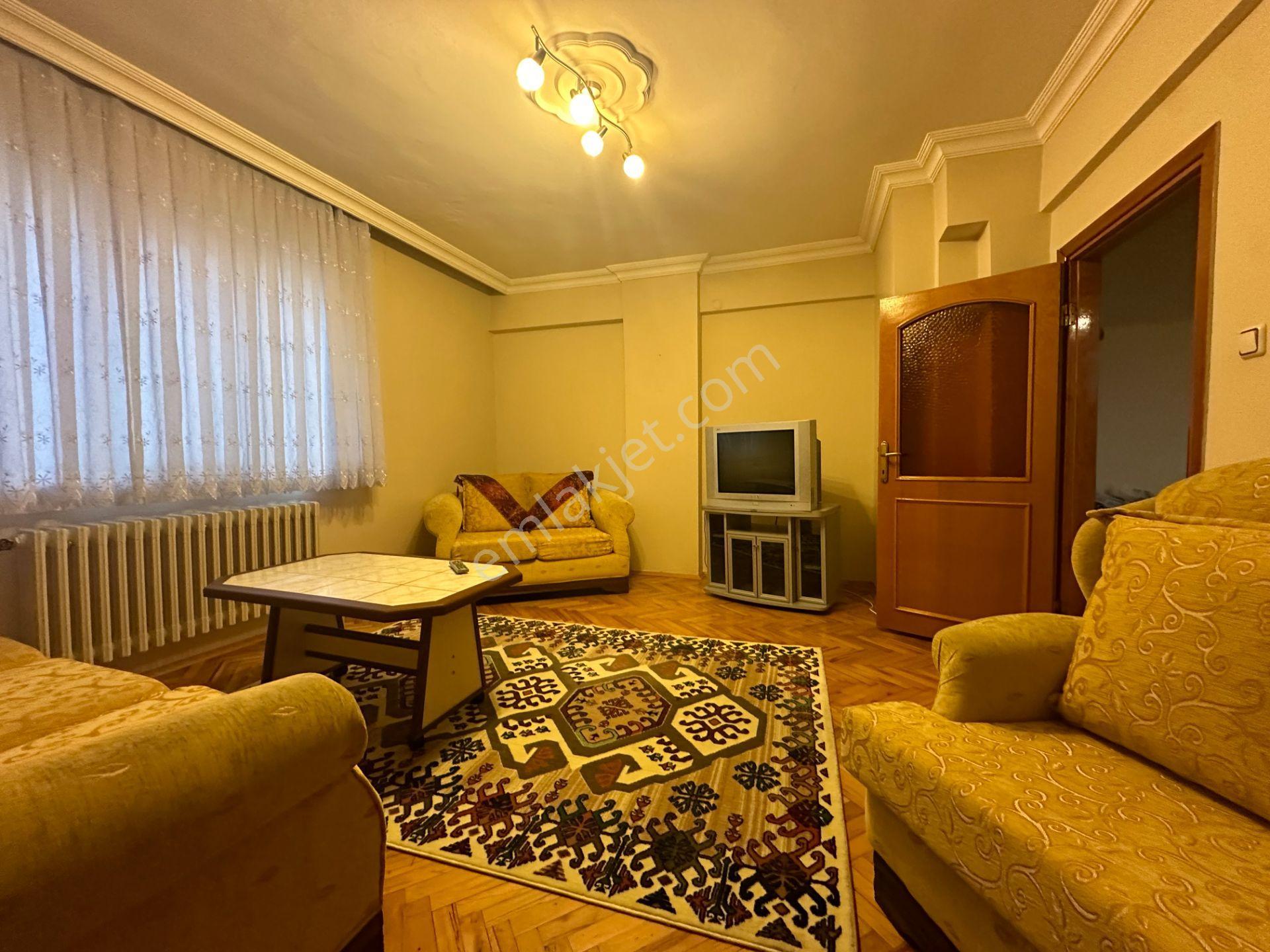 İstanbul House'dan Bahçelievler'de Eşyalı Asansörlü 3+1 Ara Kat - Görsel 8