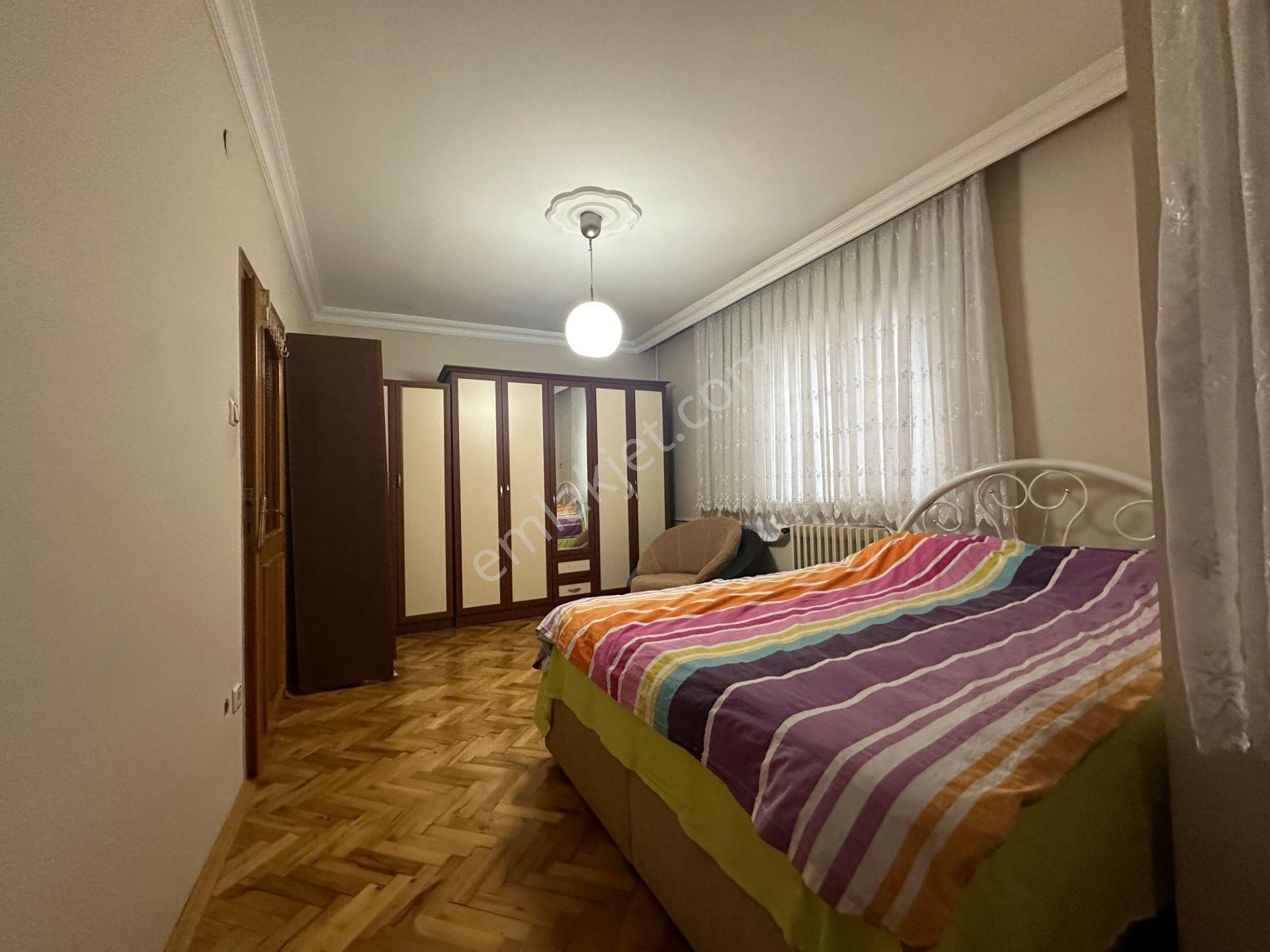 İstanbul House'dan Bahçelievler'de Eşyalı Asansörlü 3+1 Ara Kat - Görsel 19