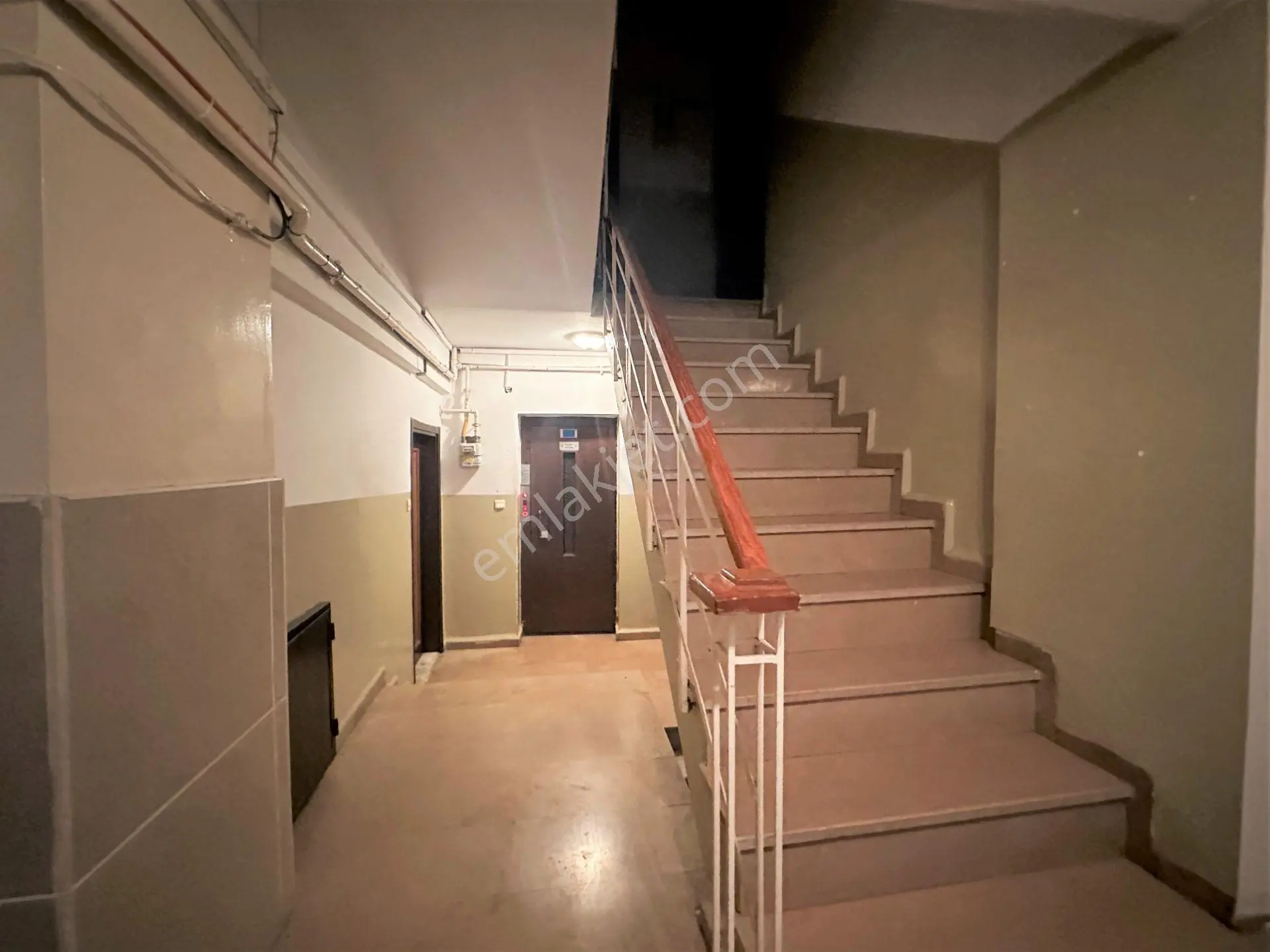 İstanbul House'dan Bahçelievler'de Eşyalı Asansörlü 3+1 Ara Kat - Görsel 4