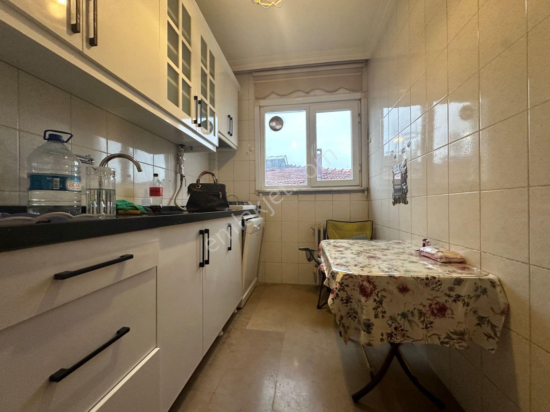 İstanbul House'dan Bahçelievler'de Eşyalı Asansörlü 3+1 Ara Kat - Görsel 13