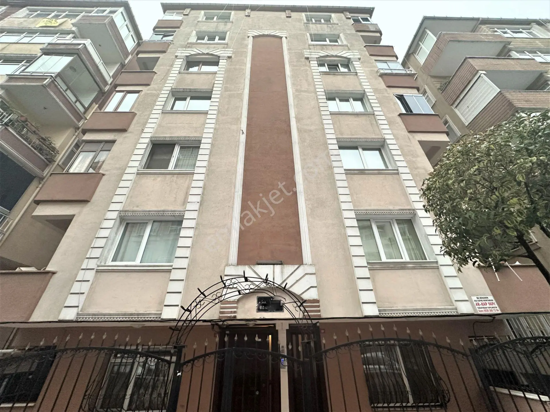 İstanbul House'dan Bahçelievler'de Eşyalı Asansörlü 3+1 Ara Kat