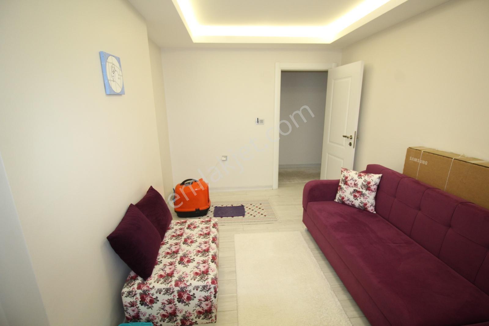 Krc'den Site İçerisinde Ulaşımın Merkezinde Satılık 4+1 Daire! - Görsel 31