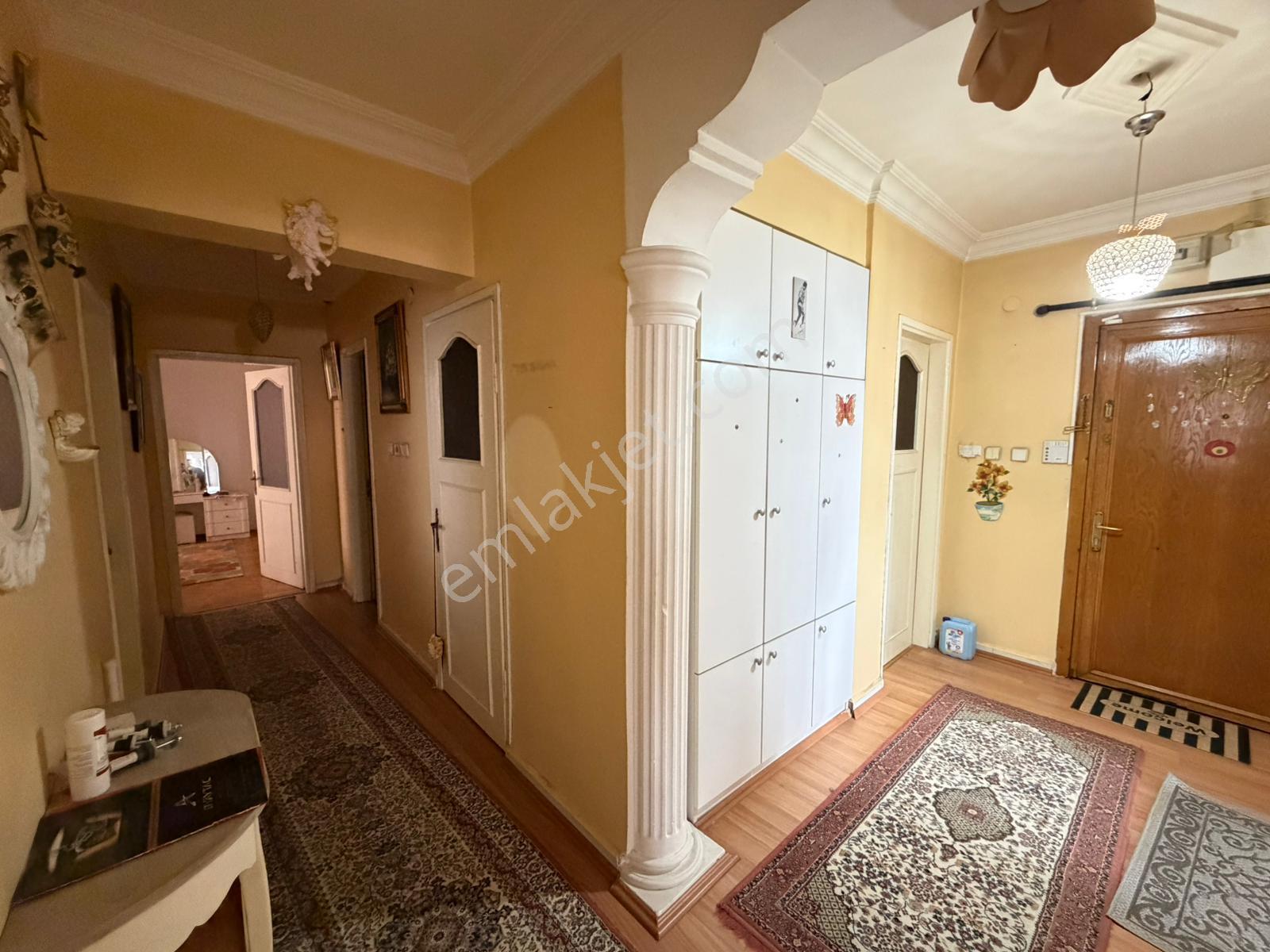 Remax Land Güvencesiyle Muhittinde Merkezi Konumda Kiralık 2+1 Daire - Görsel 3