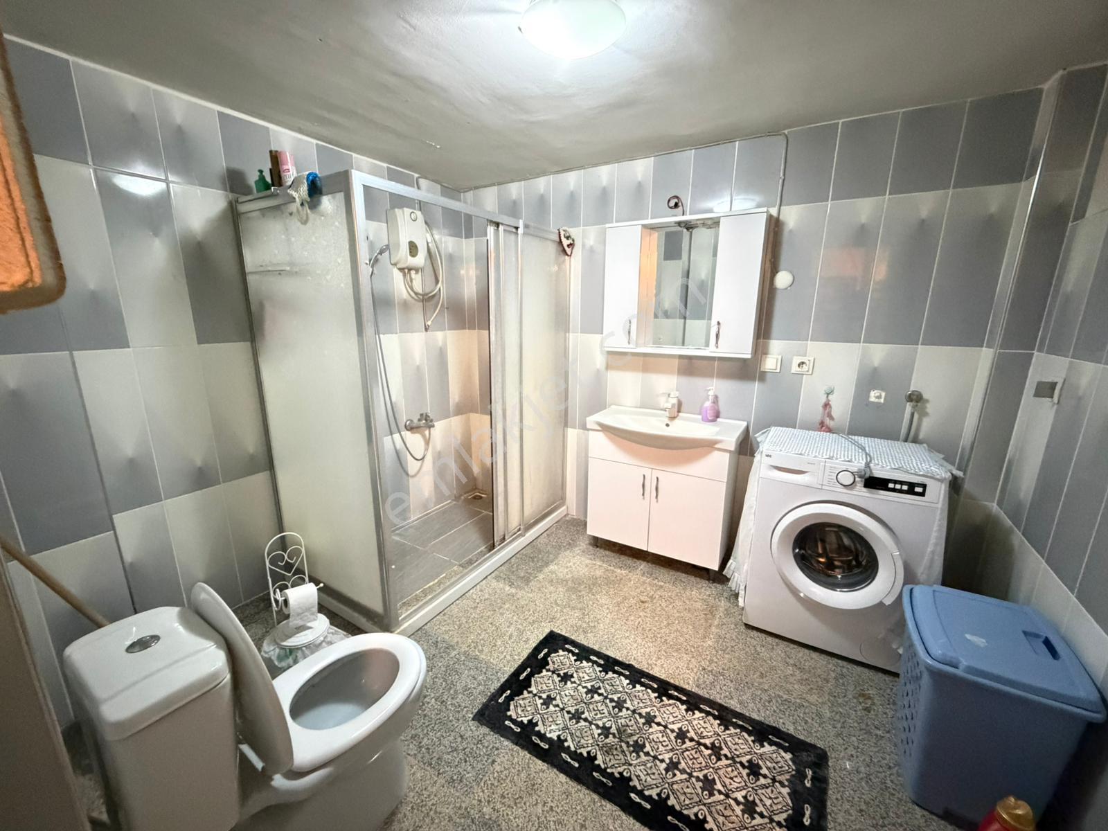 Remax Land Güvencesiyle Muhittinde Merkezi Konumda Kiralık 2+1 Daire - Görsel 13